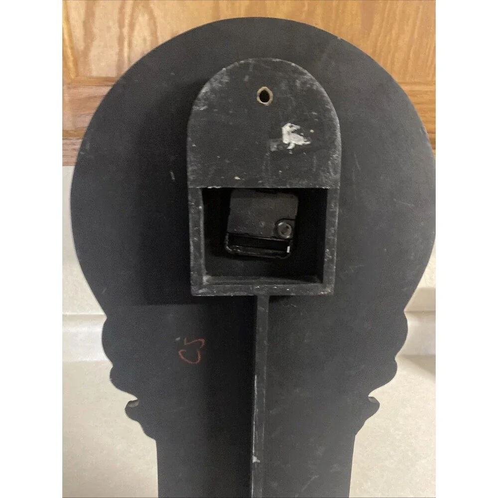 Vintage John Davis Windsor Tavern Style Bar Clock